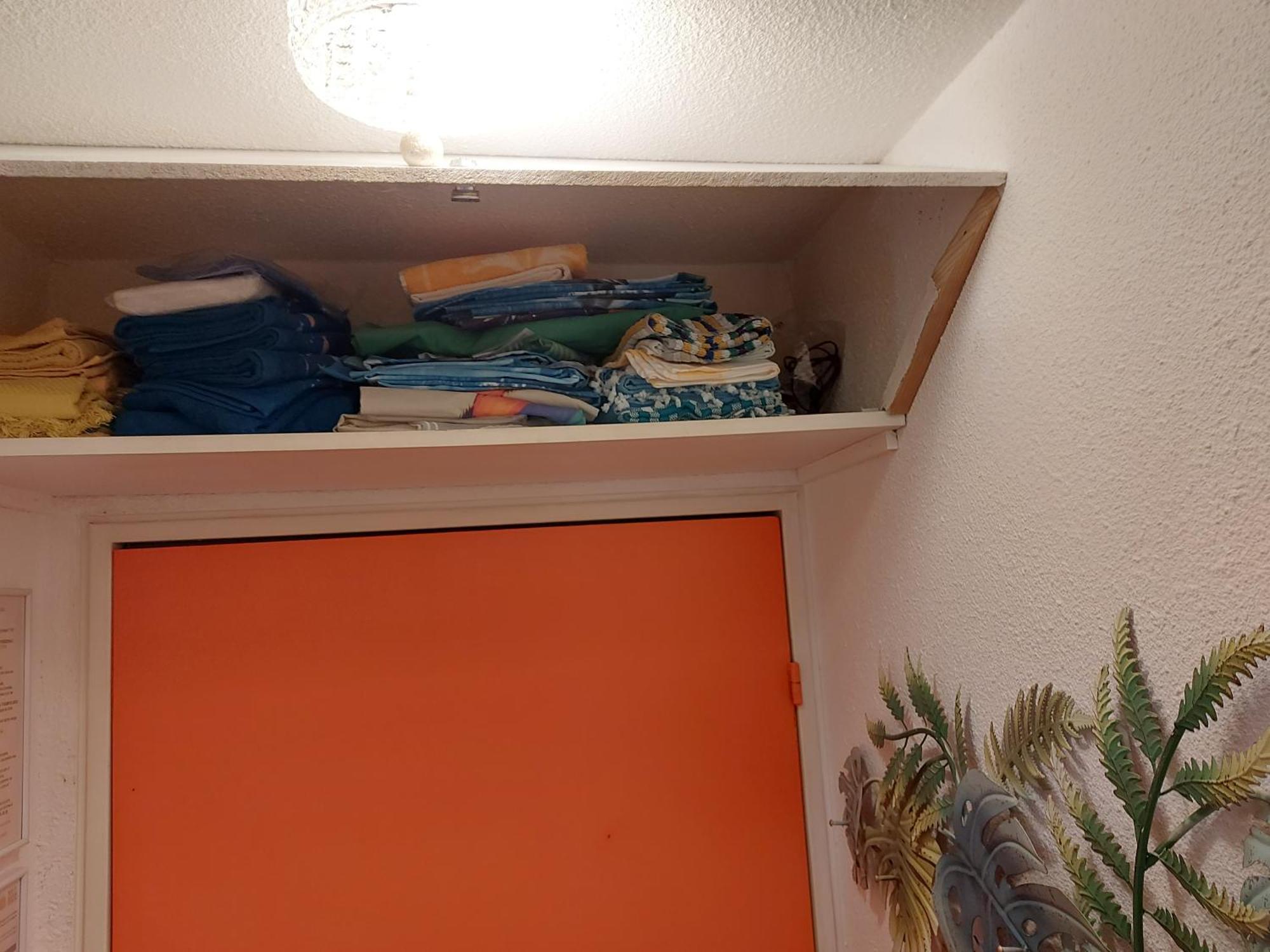 T2-Clim-Fibre-Garage 2,30 X 4,95 X 1,90 A La Faviere Lejlighed Bormes-les-Mimosas Eksteriør billede